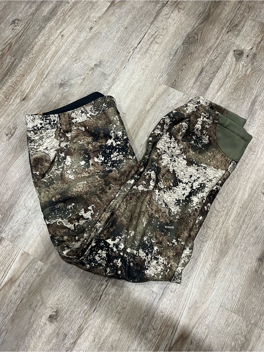 Bass Pro Shops Men's Camo Polyester Pants - Green/Brown